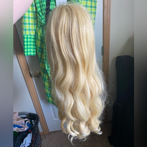 INH Hair Paris Wig - Picture 4 of 12